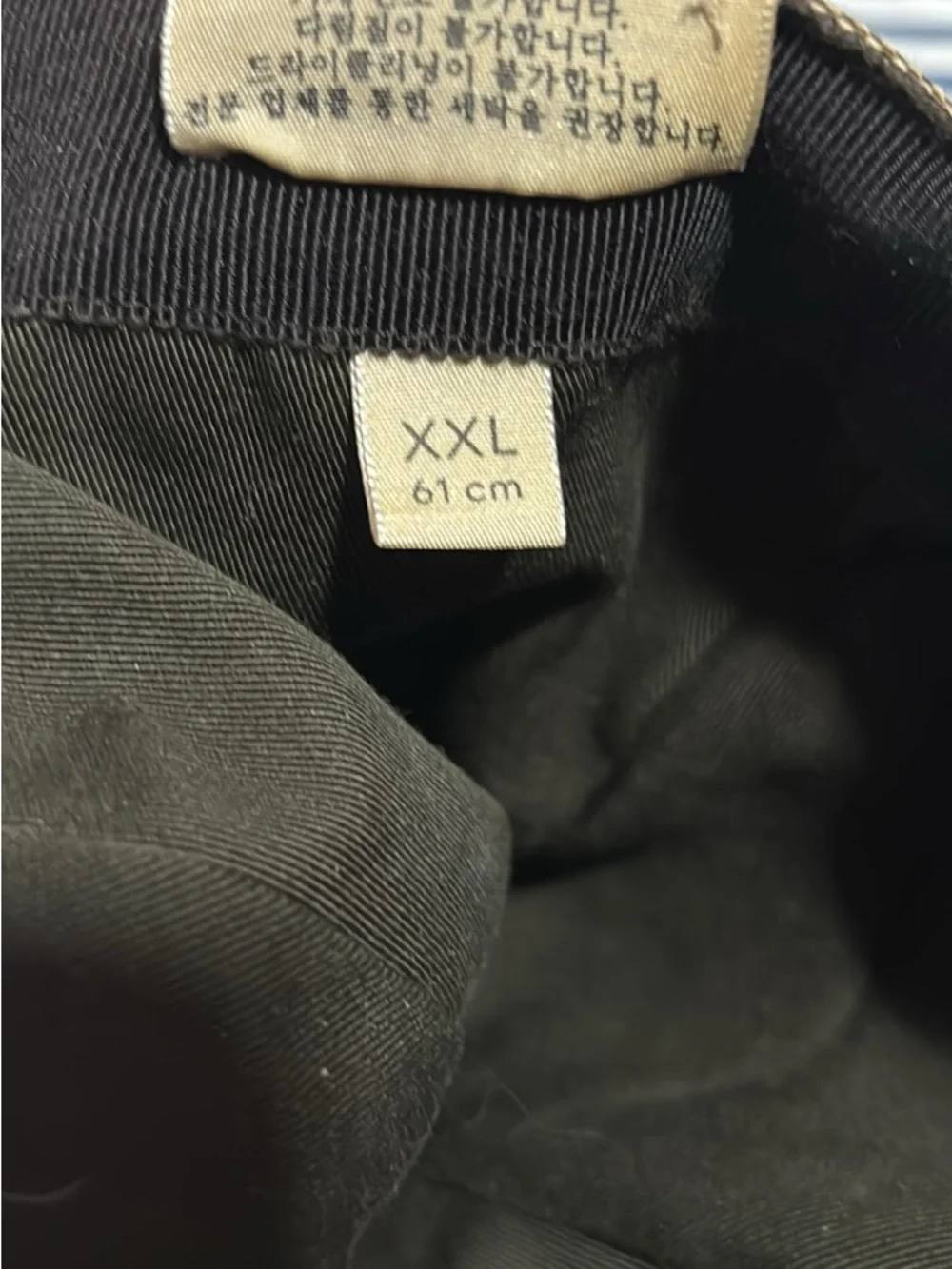 Gucci Beige and Brown GG Monogram Cap with Green-Red Web - Picture 5 of 6